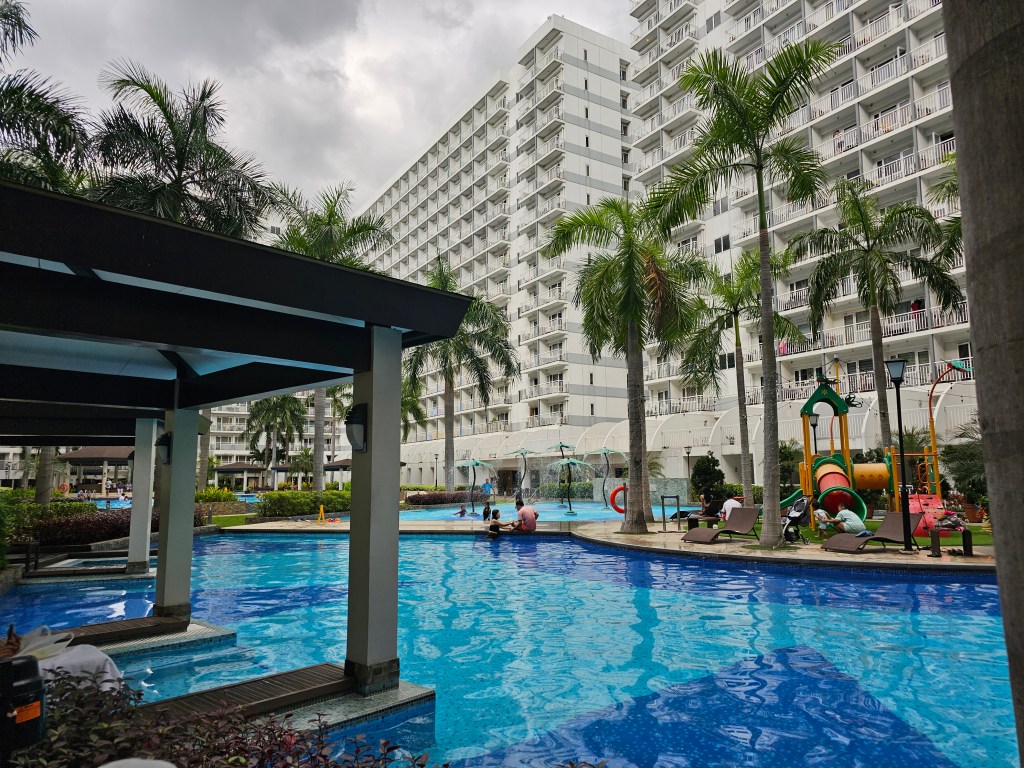 Christmas Staycation in&nbsp;Metro